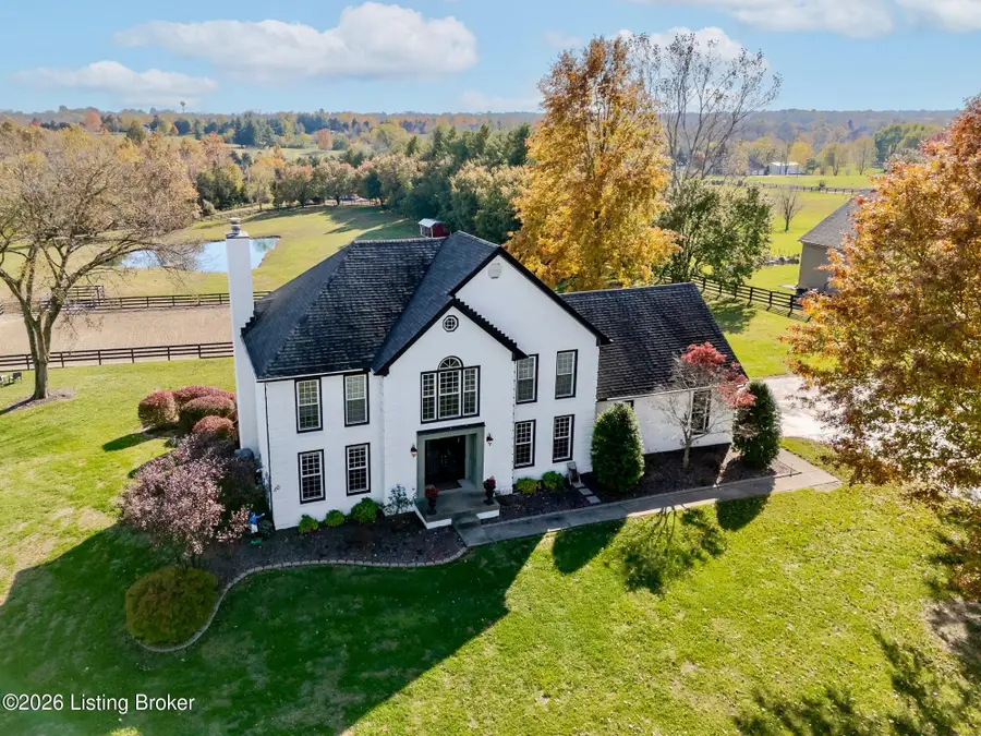 2112 Blakemore Ln, La Grange, KY 40031 - #3