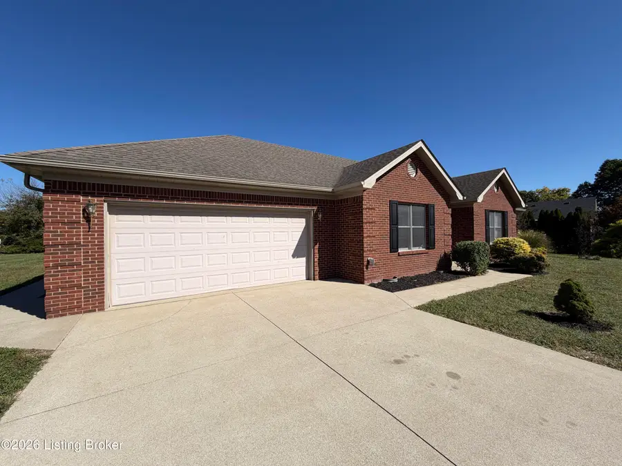 102 Sherman Oaks Dr, Coxs Creek, KY 40013 - #3