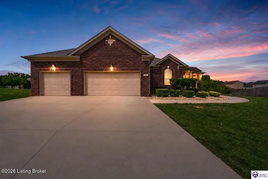 517 Concord Grape Way, Vine Grove, KY 40175 - #2