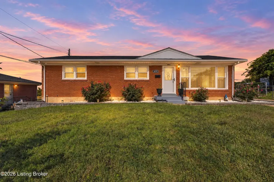 6019 Colebrooke Ln, Louisville, KY 40219 - #2
