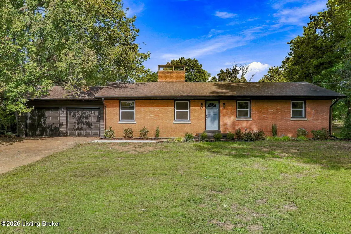 386 S Deepwood Dr, Radcliff, KY 40160 - #1