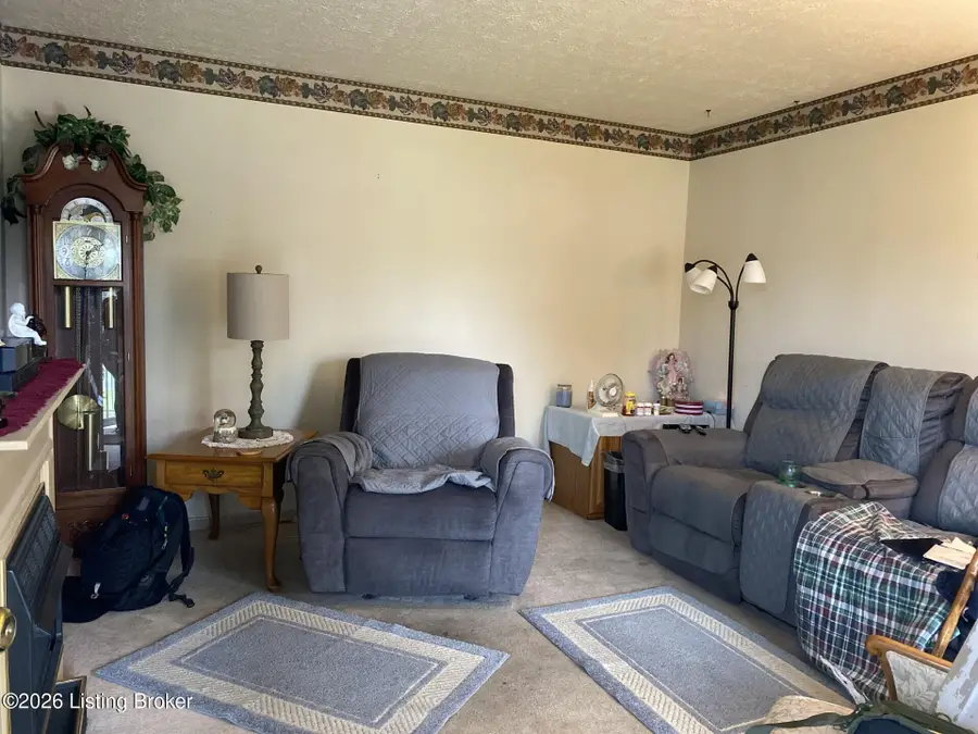3705 Arcadia Ct, Louisville, KY 40229 - #3