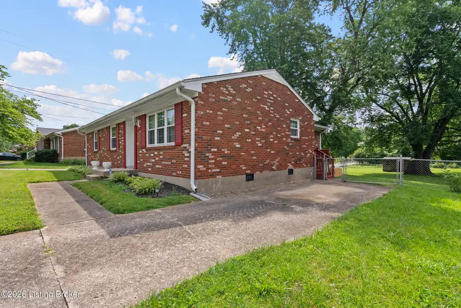 3902 Iron Horse Way, Louisville, KY 40272 - #3