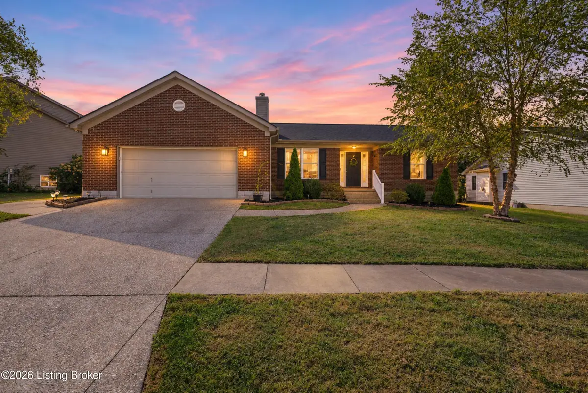 433 Lincoln Station Dr, Simpsonville, KY 40067 - #1