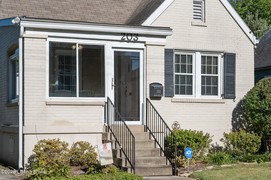 203 Iola Rd, Louisville, KY 40207 - #3