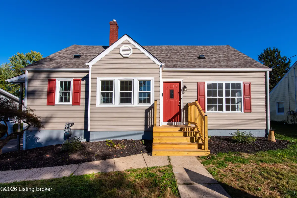 109 Franklin Ave, La Grange, KY 40031 - #1