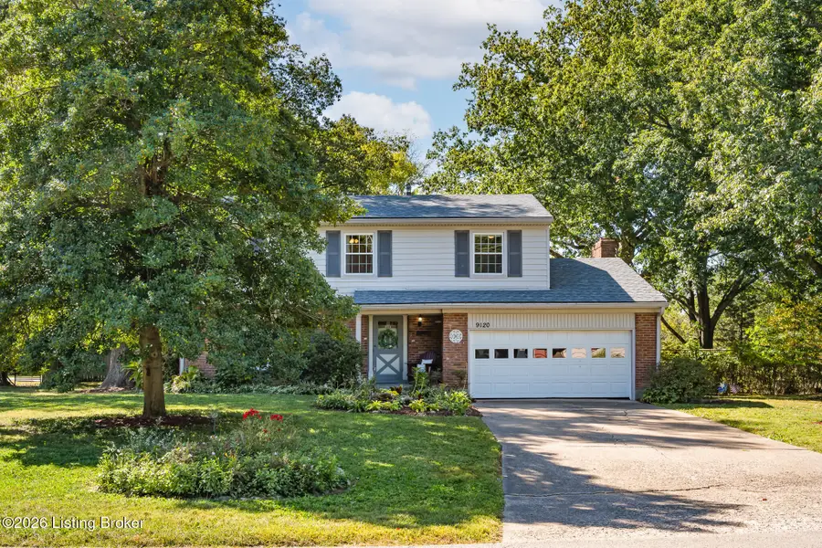9120 Pine Lake Dr, Louisville, KY 40220 - #2