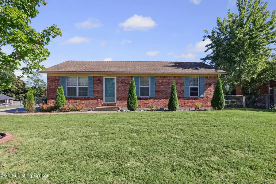 105 Cypress St, Bardstown, KY 40004 - #2
