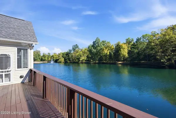 9000 Lyndon Lakes Pl, Louisville, KY 40242