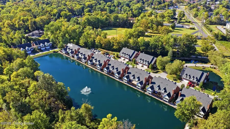 9000 Lyndon Lakes Pl, Louisville, KY 40242 - #3