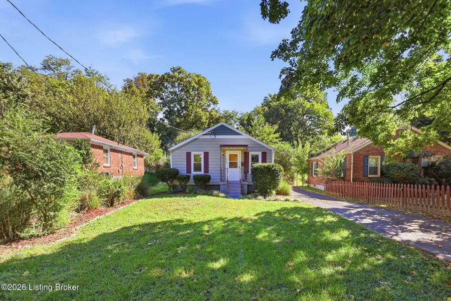 3403 Dell Rd, Jeffersontown, KY 40299 - #3
