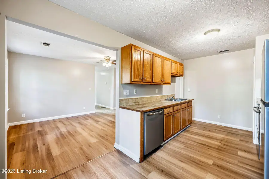 1430 Forest Dr, Louisville, KY 40219 - #3