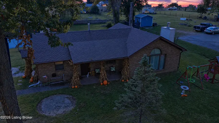 9804 Keys Ferry Rd, Pond Creek, KY 40118 - #2
