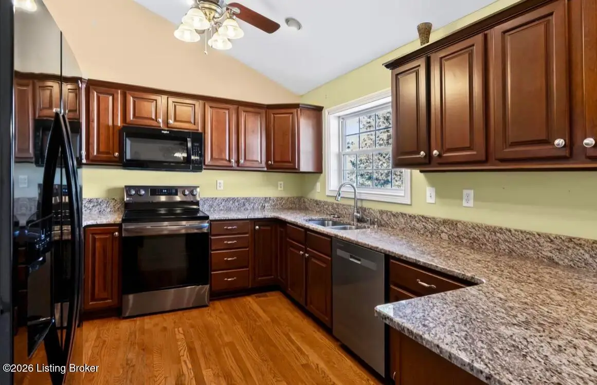 5113 Craigs Creek Dr, Louisville, KY 40241 - #1