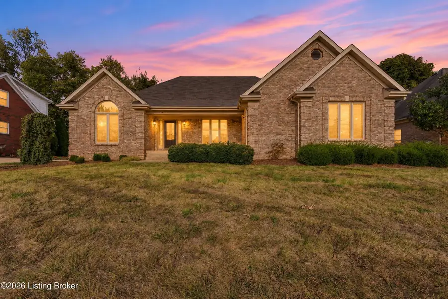 1421 Twin Ridge Rd, Louisville, KY 40242 - #2