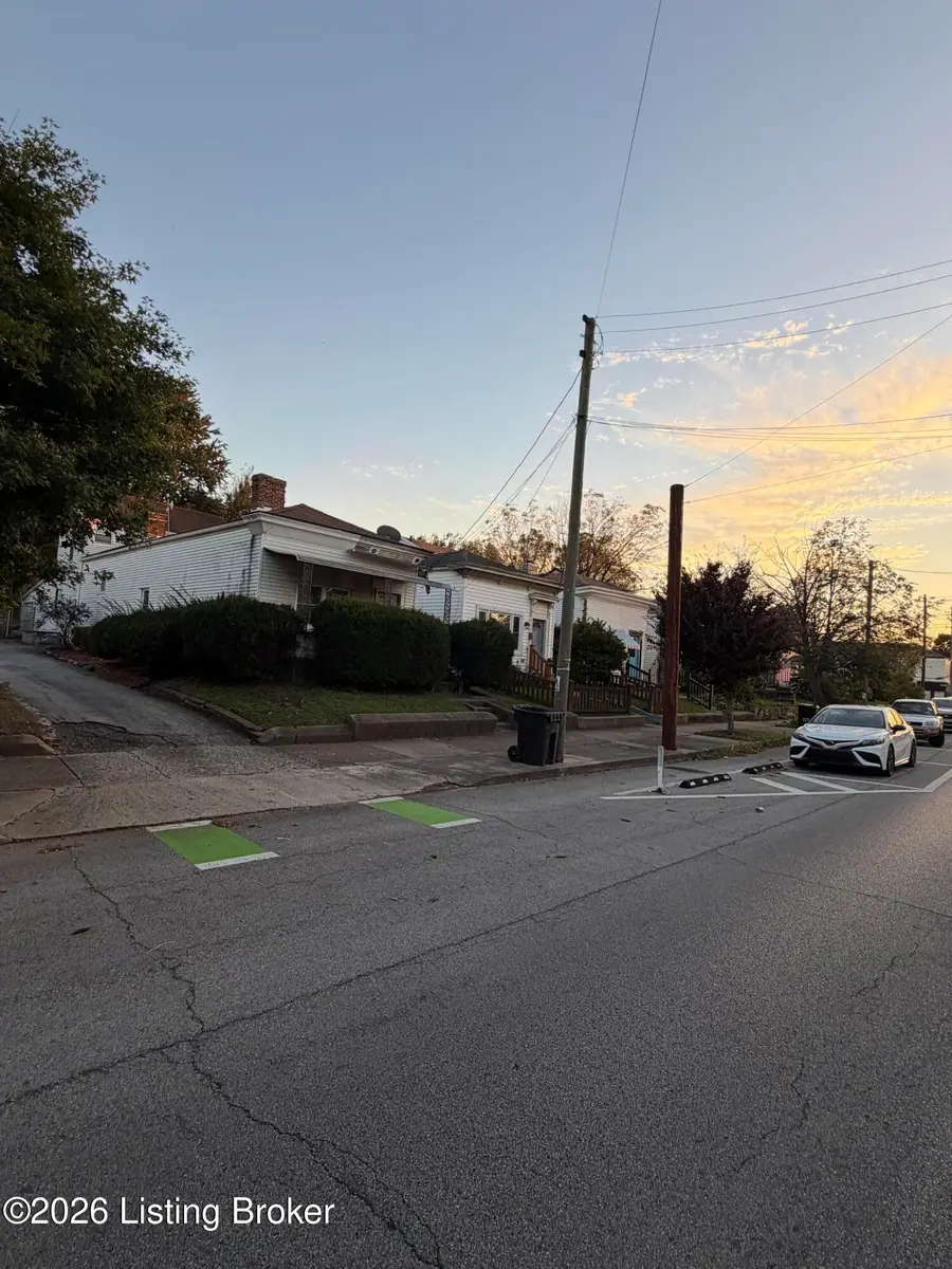 1222 Lexington Rd, Louisville, KY 40204 - #2