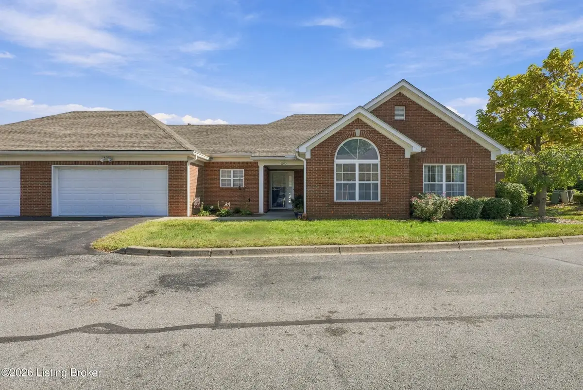 6505 Park Club Cir, Louisville, KY 40229 - #1