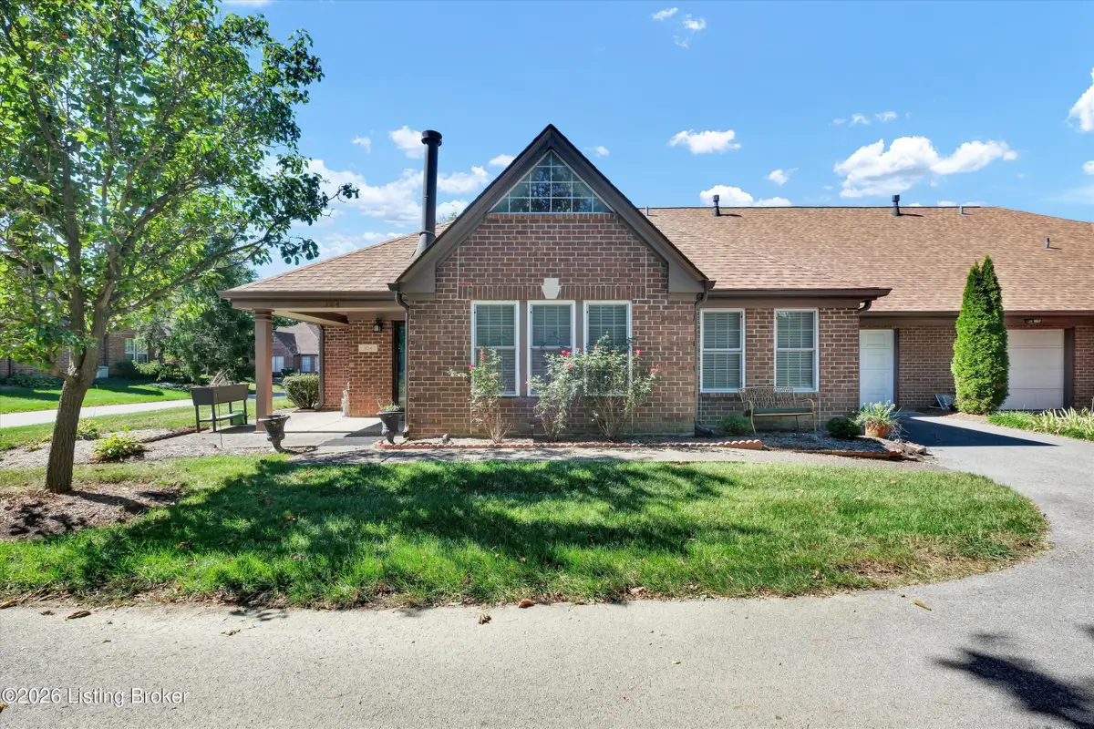 304 Eastbridge Ct, Louisville, KY 40223 - #1