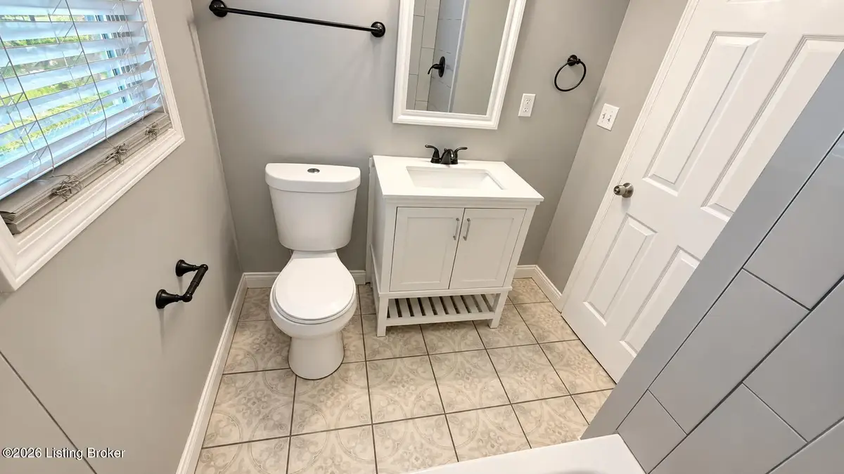 4216 Grand Ave, Louisville, KY 40211 - #1