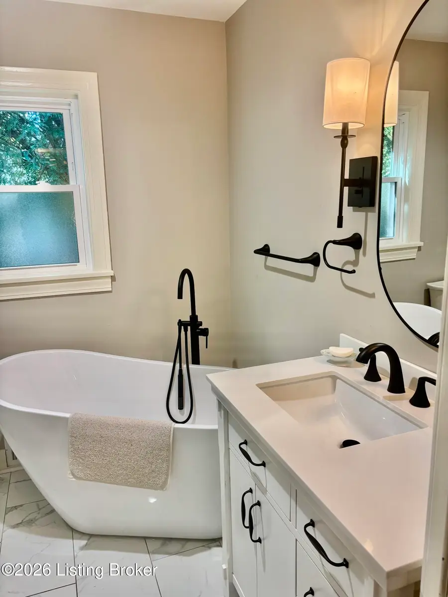 8503 Whipps Mill Rd, Lyndon, KY 40222 - #3
