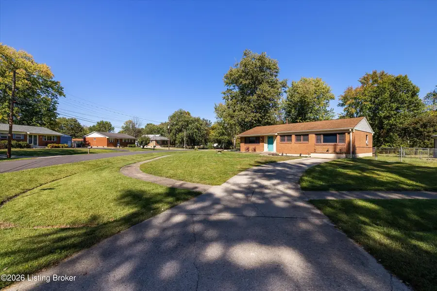 601 Kirsch Way, Fairdale, KY 40118 - #3