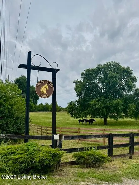 9255 Shelbyville Rd, Simpsonville, KY 40067 - #1