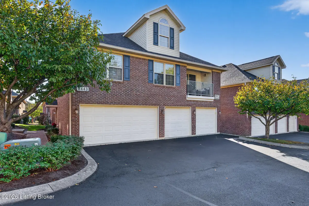 8443 Grand Trevi Dr, Louisville, KY 40228 - #1