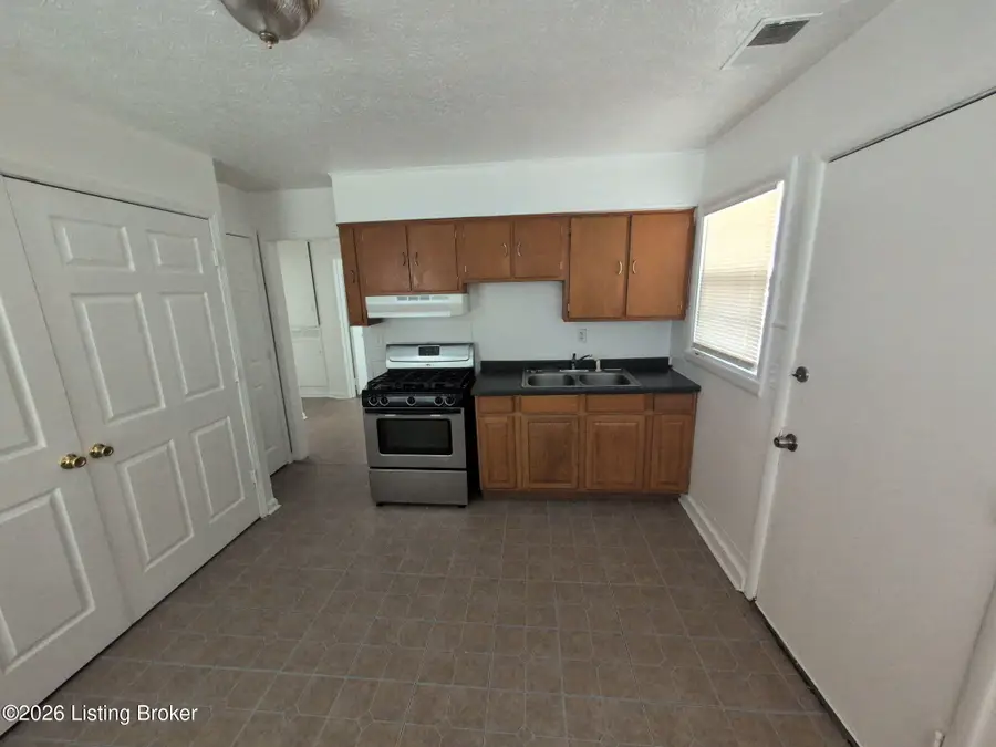316 N 43rd St, Louisville, KY 40212 - #3
