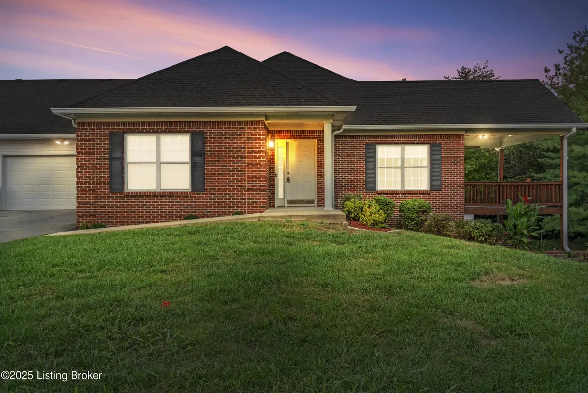 10403 Pine Glen Cir, Louisville, KY 40291 - #1