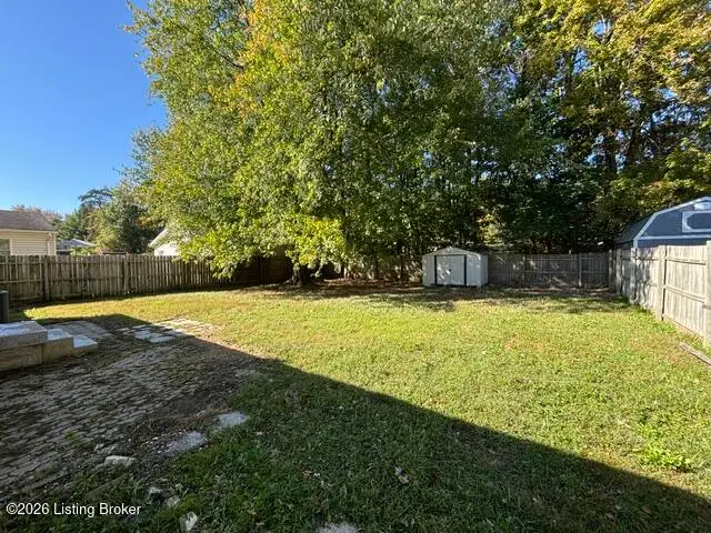 9612 Turnpike View Dr, Louisville, KY 40229 - #3