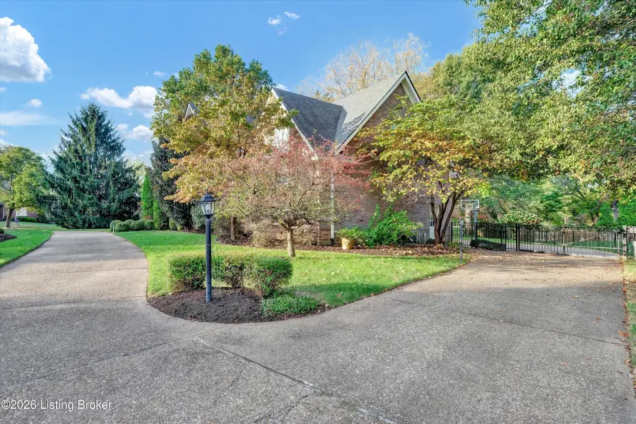 7911 Albrecht Cir, Louisville, KY 40241 - #3