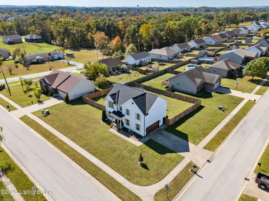 131 Gentry Crossings Blvd, Mount Washington, KY 40047 - #2