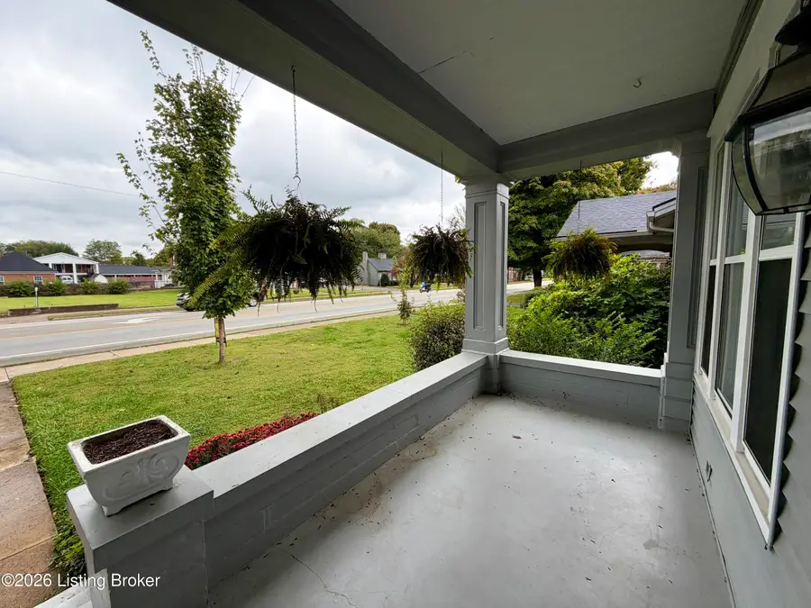 528 N 3rd St, Bardstown, KY 40004 - #3