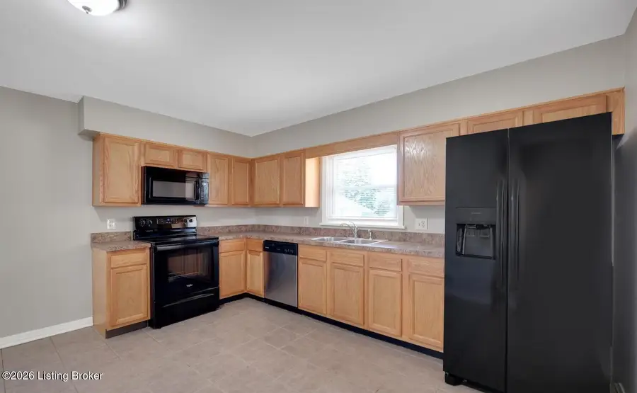 3400 Kelland Way, Louisville, KY 40216 - #3