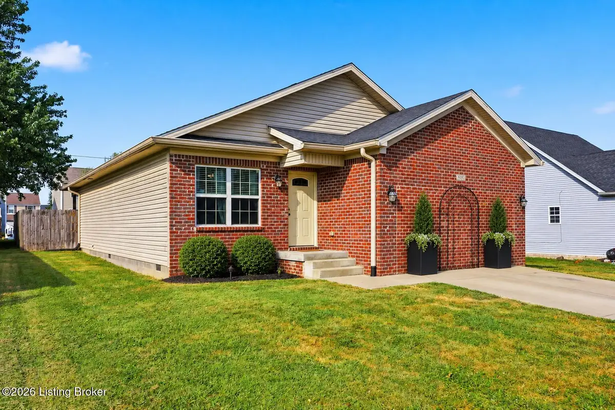 2066 Osprey Cove Dr, Shelbyville, KY 40065 - #1