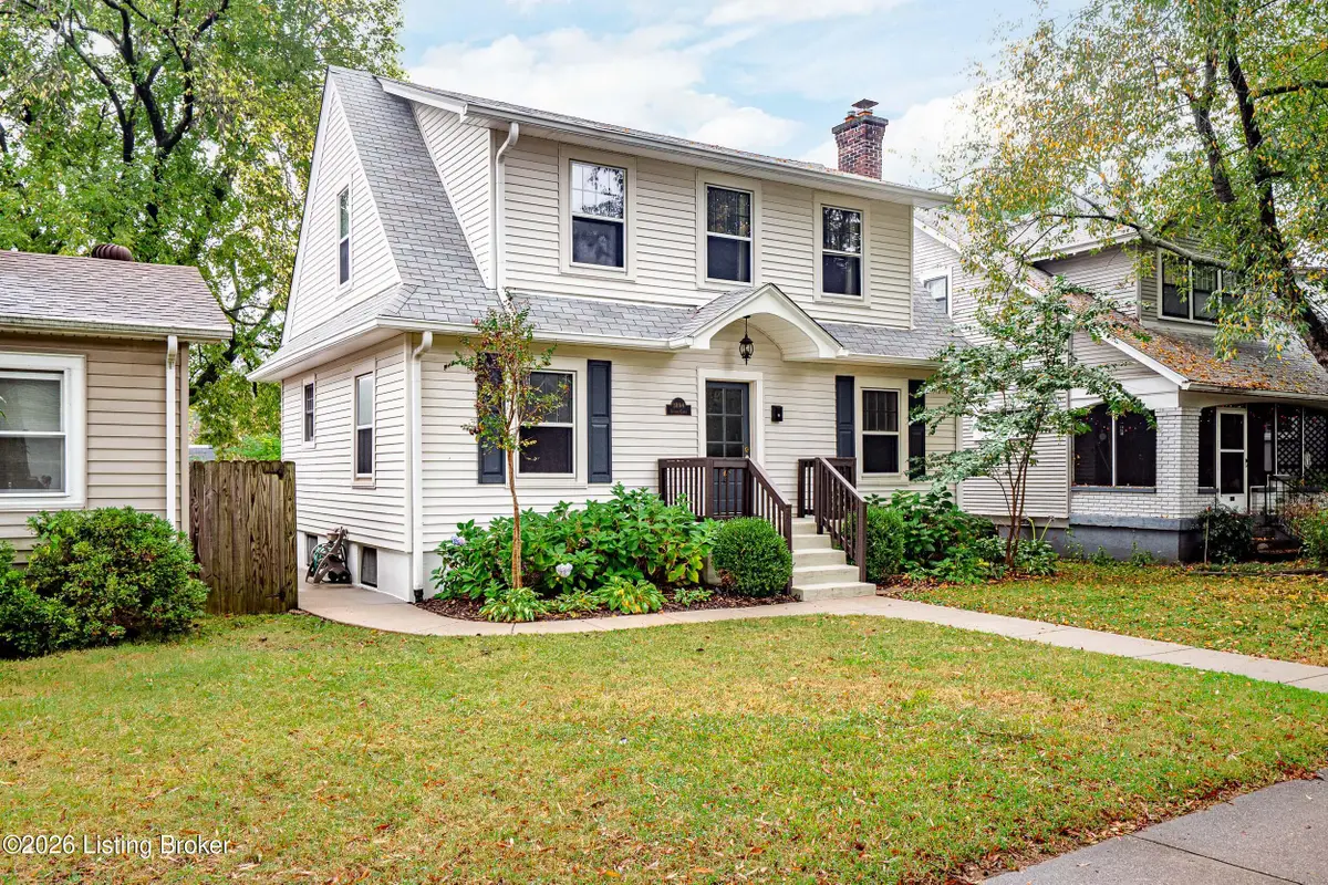 1894 Ivanhoe Ct, Louisville, KY 40205 - #1