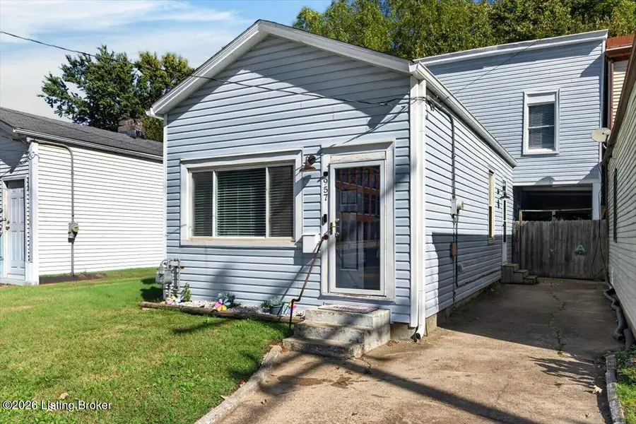 957 Goss Ave, Louisville, KY 40217 - #2