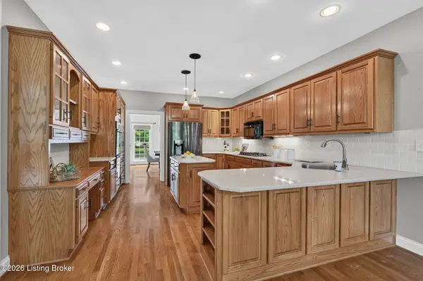 6931 Windham Pkwy, Prospect, KY 40059