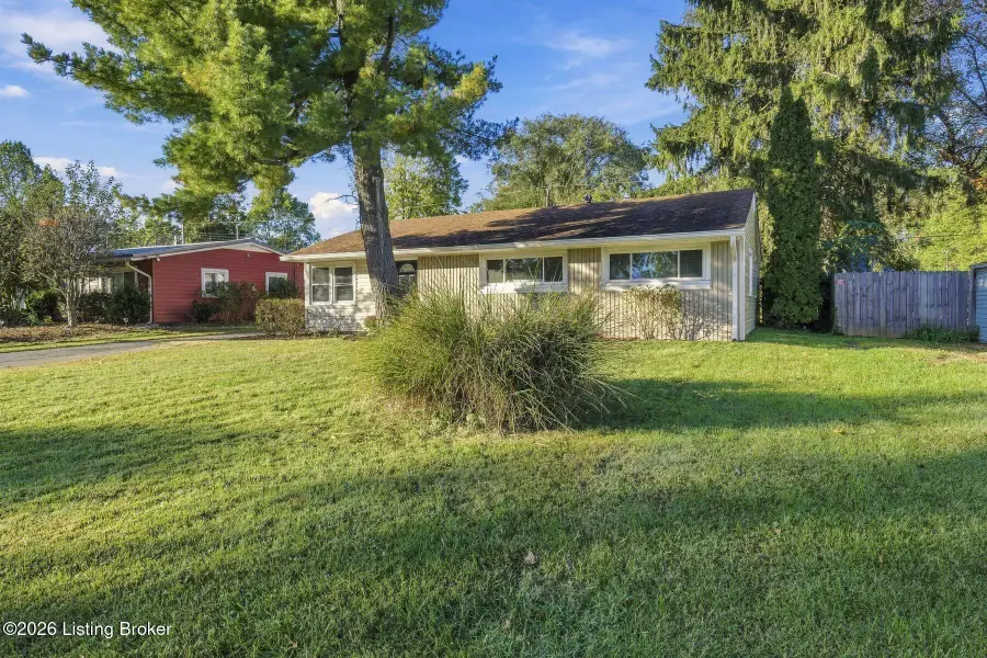 1716 Brentmoor Ln, Louisville, KY 40223 - #3