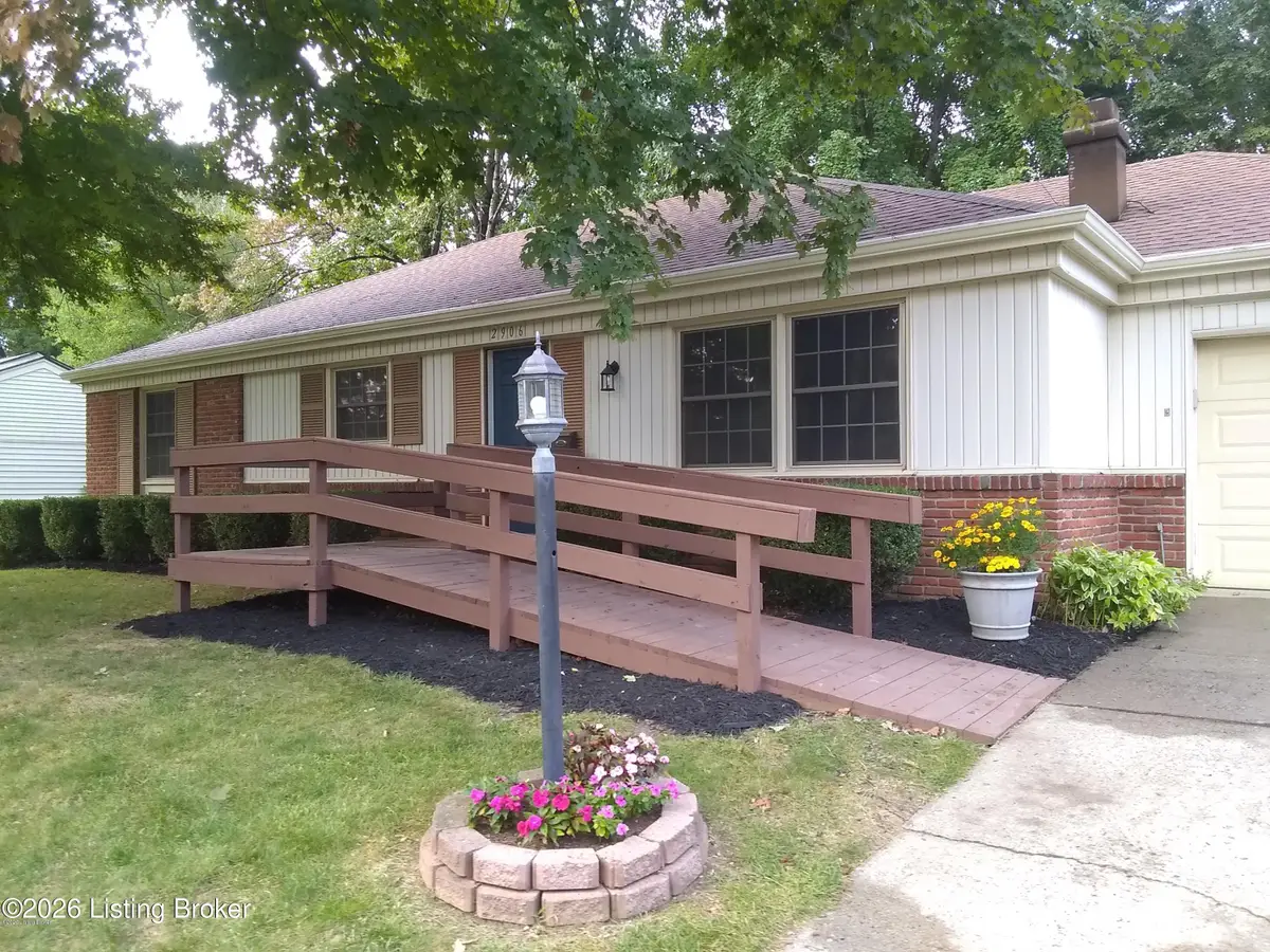 2906 Goose Creek Rd, Louisville, KY 40241 - #1