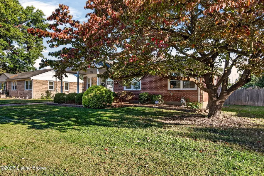 1905 Nocturne Dr, Louisville, KY 40272 - #3