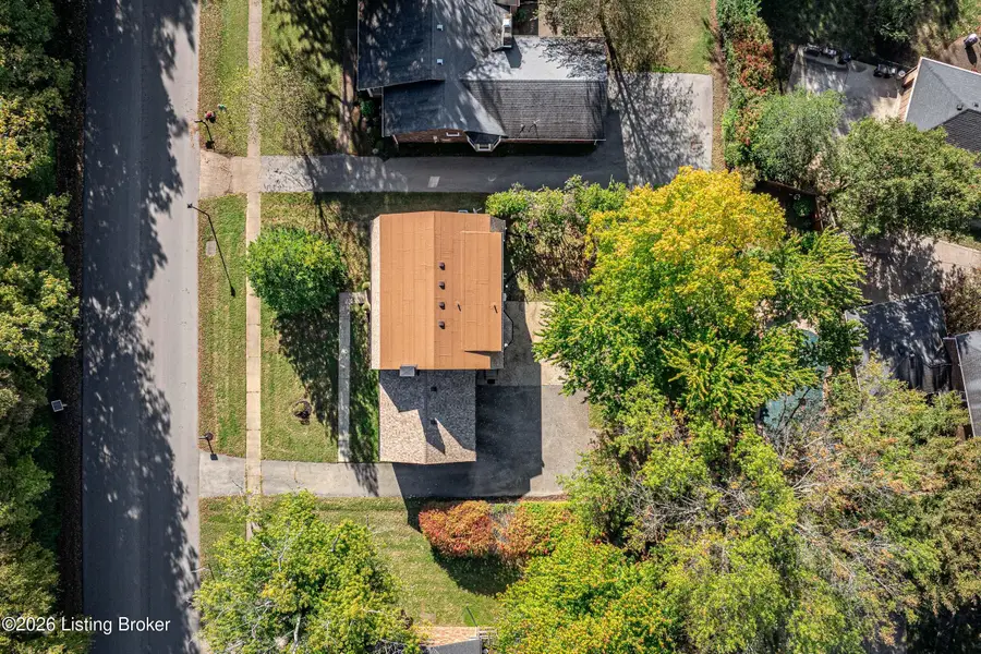 1916 Rudy Ln, Louisville, KY 40207 - #3
