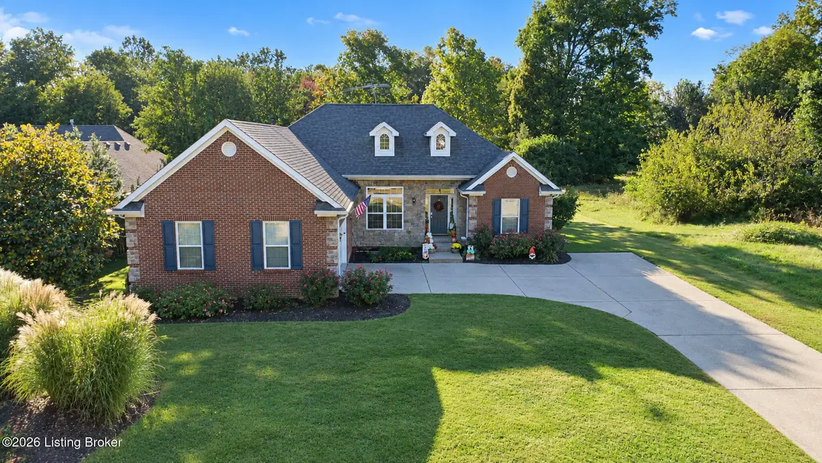 528 Wood Lake Dr, La Grange, KY 40031 - #1