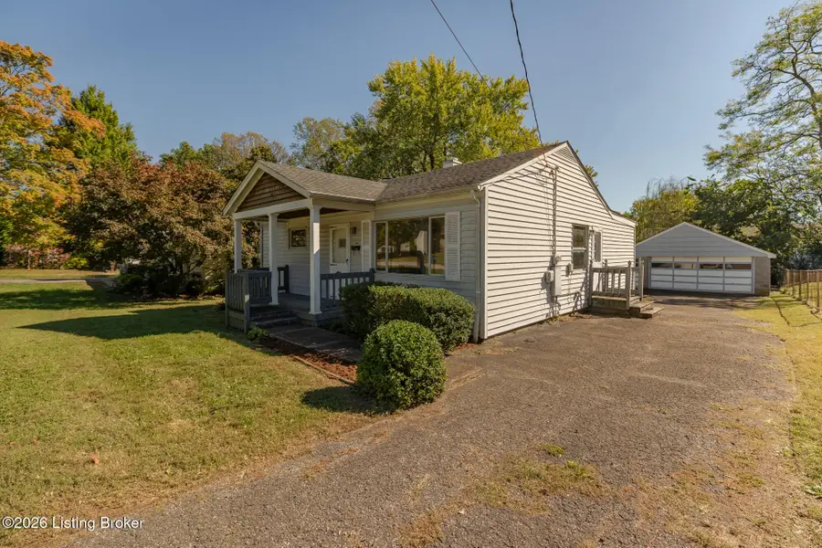 12102 Meadow Ln, Louisville, KY 40243 - #2