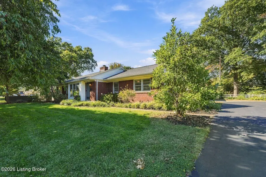 3813 Plymouth Rd, Louisville, KY 40207 - #2