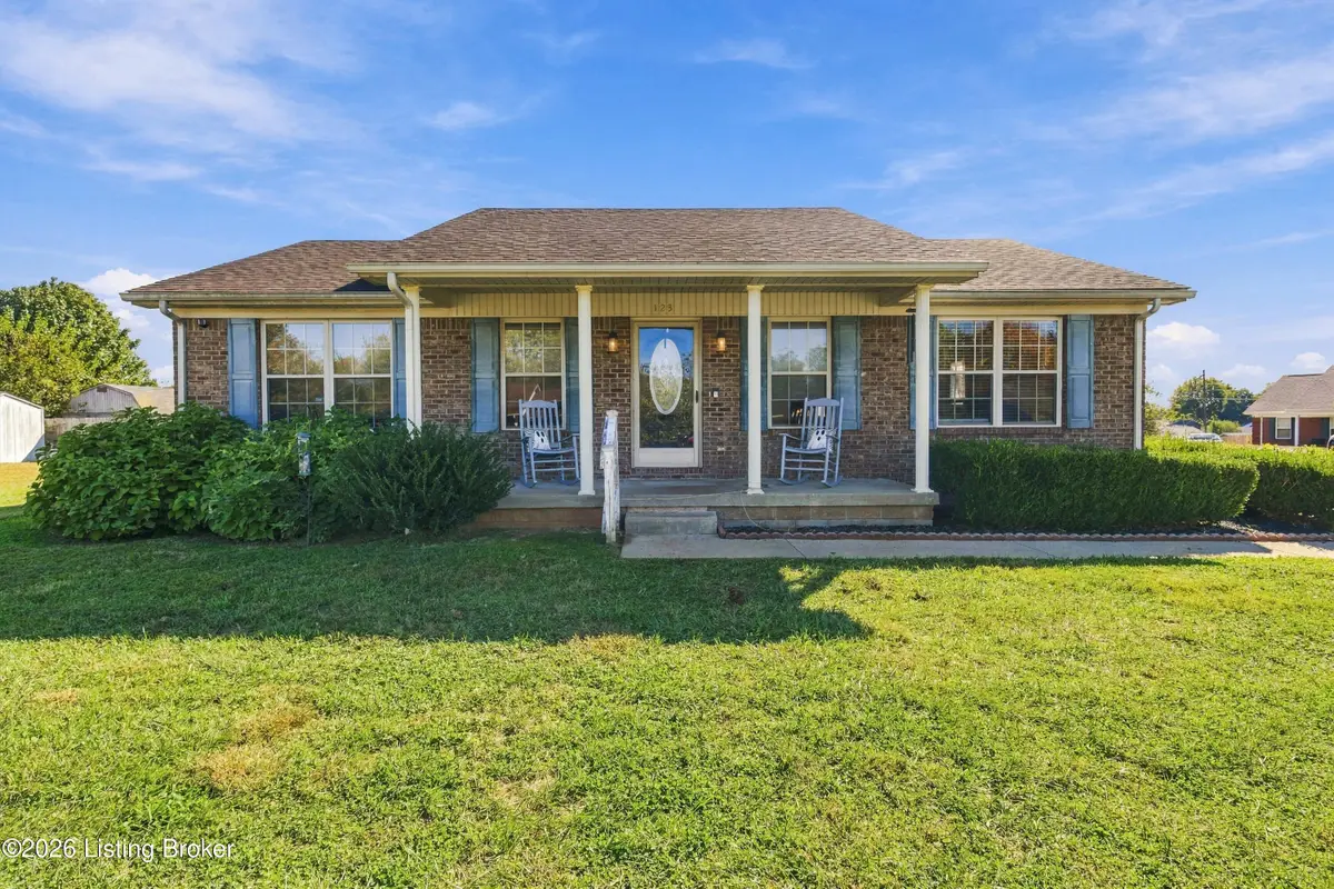 123 Kenton Dr, Bardstown, KY 40004 - #1