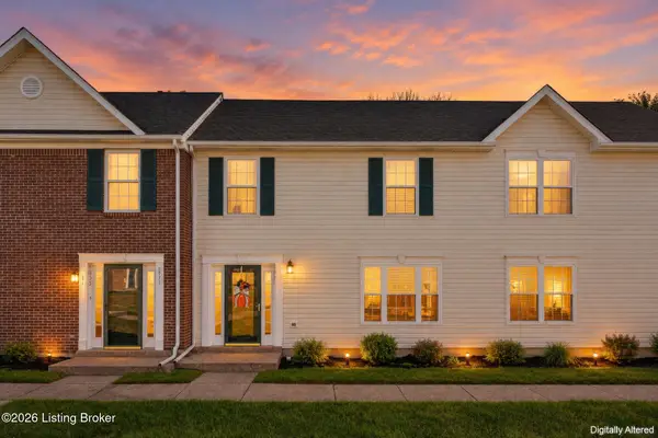 8031 Aspen Green Ln, Louisville, KY 40291