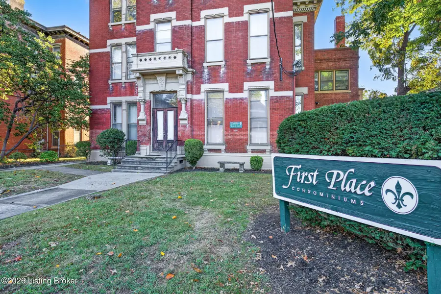 1135 S 1st St #APT 9, Louisville, KY 40203 - #2