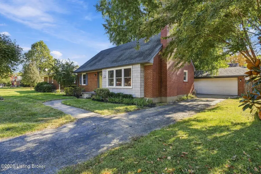 3532 Hughes Rd, Louisville, KY 40207 - #2