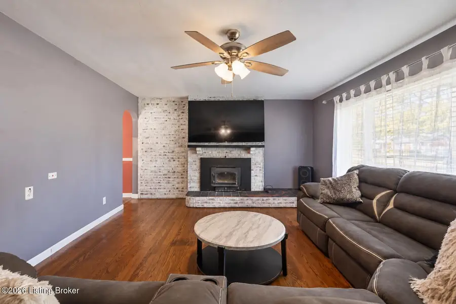 4308 Flintlock Dr, Louisville, KY 40216 - #3